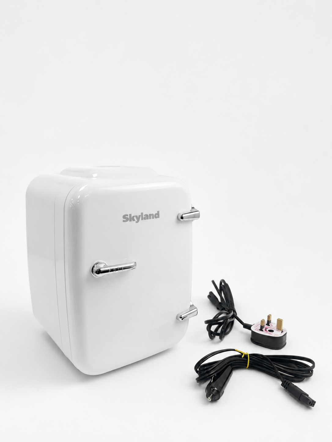 TreeJar Skyland Mini Fridge 4L / 6 Can – Portable Cooler & Warmer for Skincare, Cosmetics, Food & Drinks – Quiet, Energy Efficient Personal Beauty Fridge for Home, Office, Car & Travel (White) - view 10